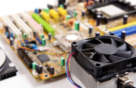 מוצרי החומרה והציוד ההיקפ2